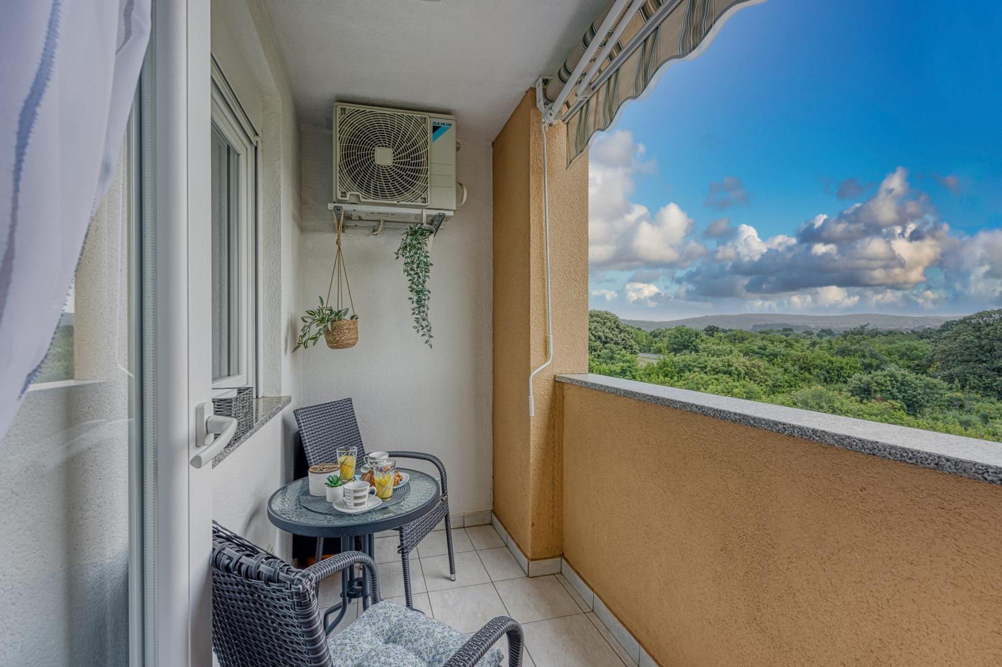 Erna & Max Apartman